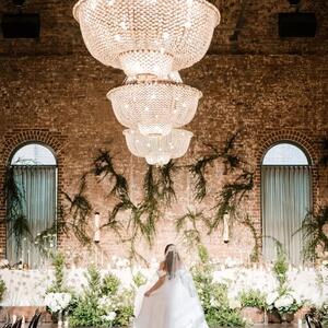 The Queen herself, Mrs Tyler Makerry 👸 Layered with vines, branches, and lush foliage, the exposed brick walls of Linseed House brought a fairytale magic unlike any other to Tyler & Daniel’s special night. Add a couple of chandeliers, and you’re set for the ball. 

What a wedding, what a couple 🤍 

Bride & Groom: @tjmmakerry & @danielmakerry
Florals & Styling: @thegroundsfloralsbysilva 
Photography: @siempreweddings
Venue: @thegroundsevents // @thegrounds

#TheGroundsFloralsBySilva
