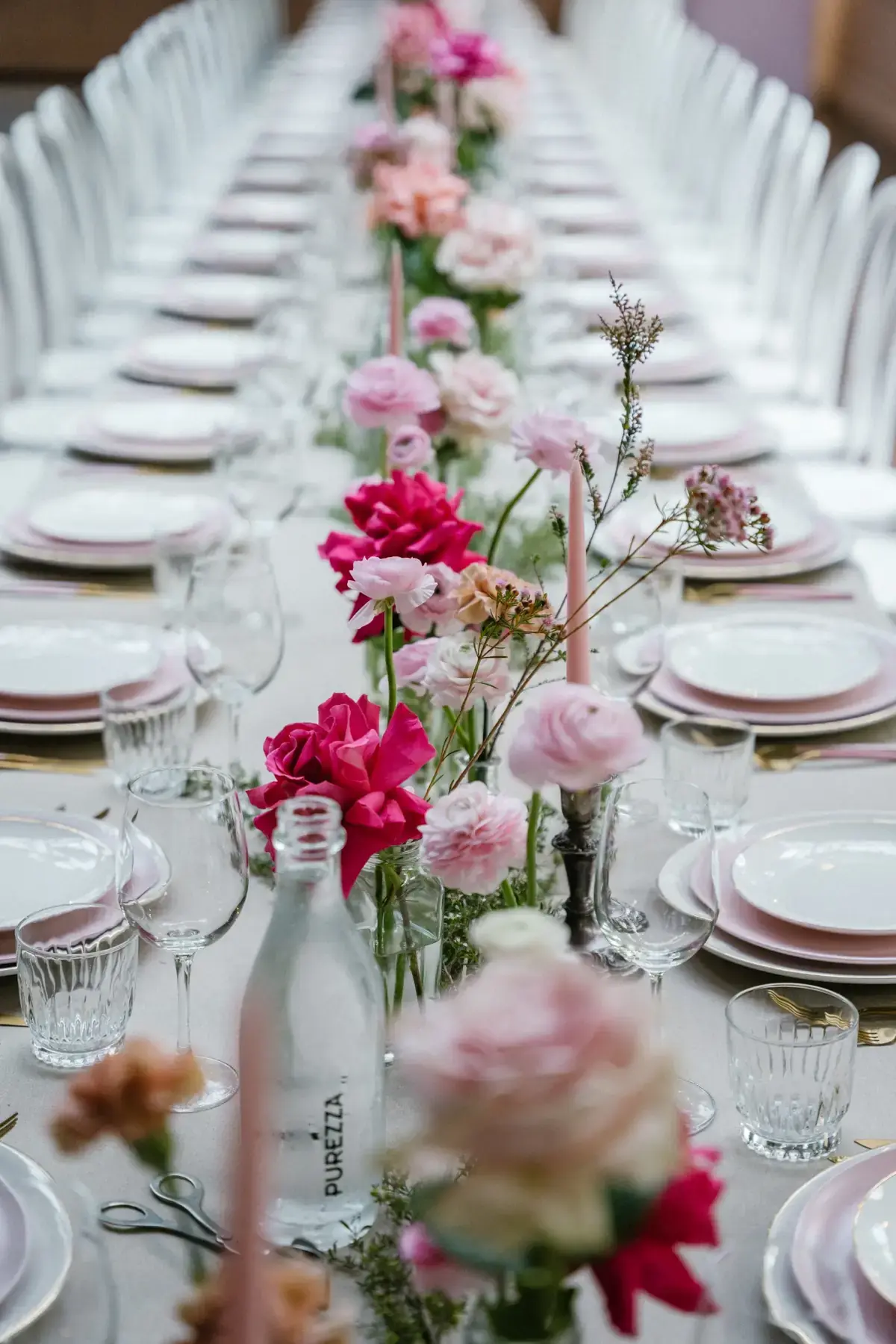 Baby Shower long table pink flowers