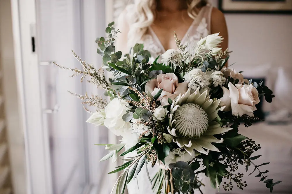 Best Fresh Flowers For Wedding Bouquets