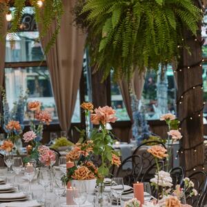 Where florals shape the atmosphere 

Floral Styling: @thegroundsfloralsbysilva 
Venue & Styling: @thegroundsevents @thegrounds 

#floralstyling #sydneyflorist #tablescapedesign #eventflorals #eventstyling #sydneyevents #floraldesign #floralinspo #quietluxury #tablescapestyling #luxuryflorals #thegroundsofalexandria