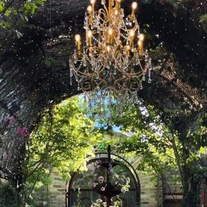 Where garden meets grandeur 

-
-

#bridgertoninspired #pastelflorals #texturedflorals #floralinstallation #tablescapedesign #eventflorals #immersivedesign #gardenparty #sydneyflorist