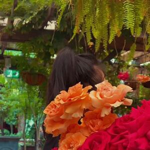 Behind the scenes of the most dreamy wedding with the most beautiful team 💫 with every detail set with intention and every moment slowly unfolding ✨

Such a pleasure to create this for the most beautiful bride @diianedubb 

#thegroundsfloralsbysilva #sydneyflorist #weddingflowers #floraldesign