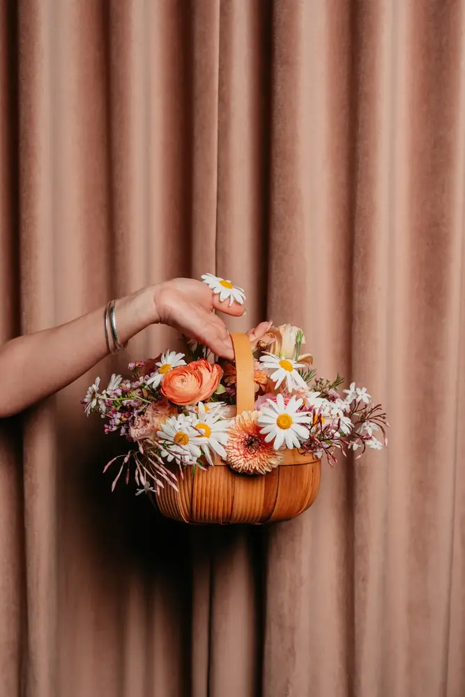 Dainty flower Basket thumbnail