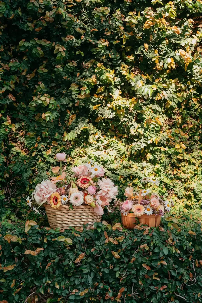 3. Dainty flower Basket thumbnail