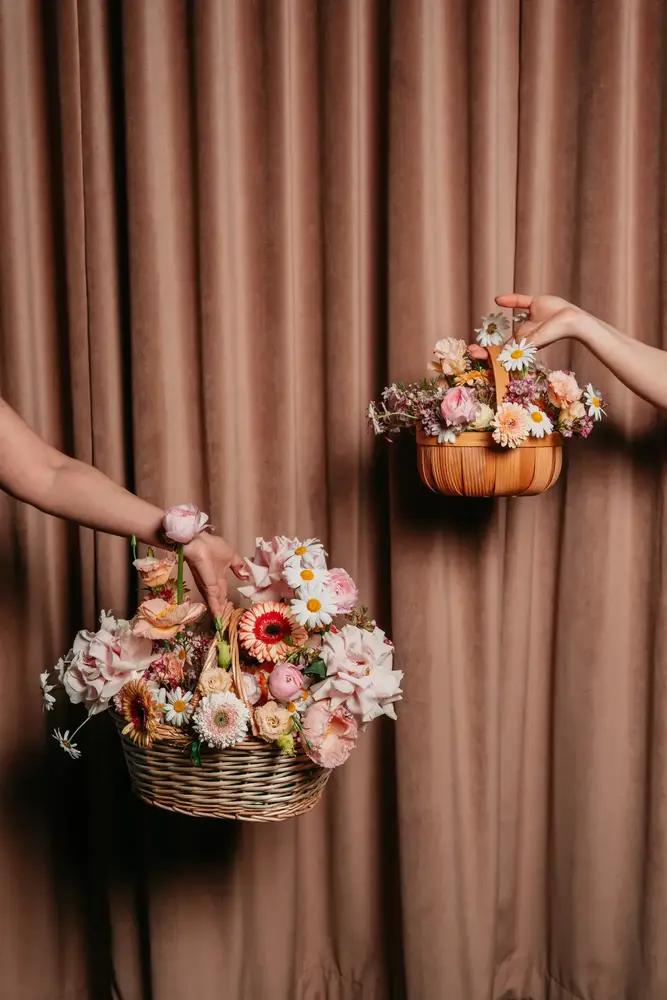 4. Dainty flower Basket thumbnail